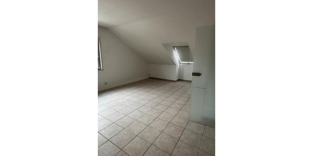 Dachgeschoßwohnung Dortmund Hörde - 2 Zimmer, 60 m&sup2;, 590&euro; | Angebot:27590819