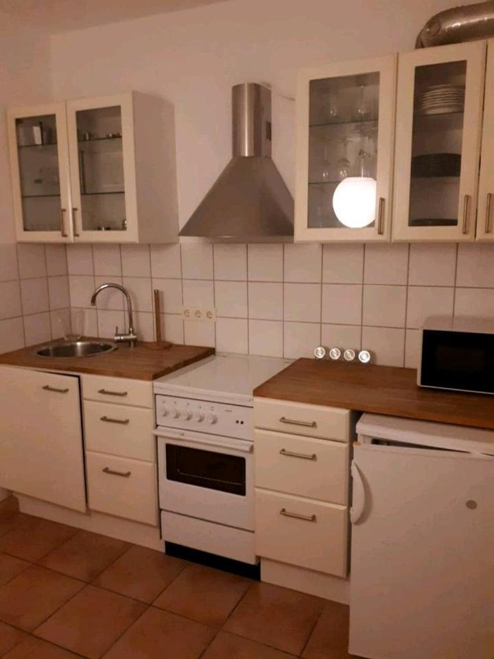 Helle 2-Zimmer-Wohung (47 m²) in der süd-östlichen Innenstadt zimmer