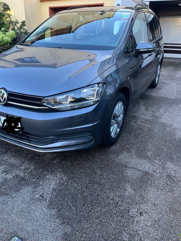 VW Touran 187.000 km 8.900 € Dortmund 44143