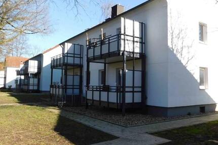 Leicht einzugsbereit mit Balkon, tolle 2-Raum-Wohnung frei! 2 zimmer