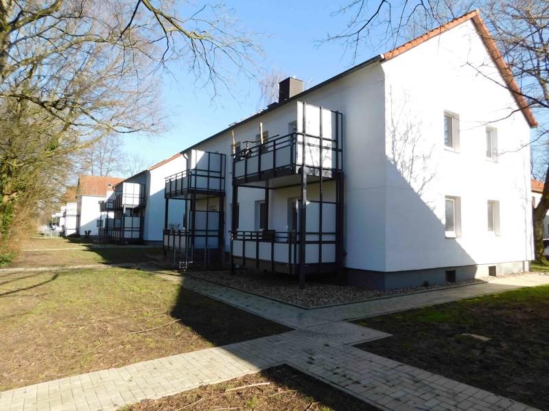 Leicht einzugsbereit mit Balkon, tolle 2-Raum-Wohnung frei! 2 zimmer