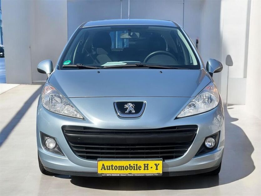 Peugeot 207 166.000 km 3.200 € Bottrop 46238