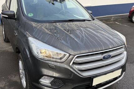 Ford Kuga 69.840 km 16.990 &euro; Wuppertal 42117