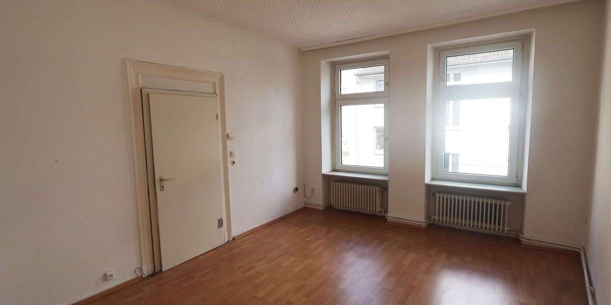 Etagenwohnung Wuppertal Heckinghausen - 5 Zimmer, 105 m&sup2;, 750&euro; | Angebot:26197897