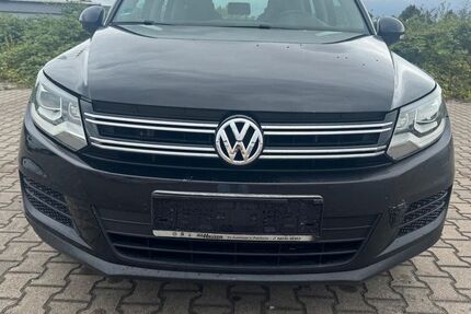VW Tiguan 256.675 km 5.400 &euro; Dortmund 44369
