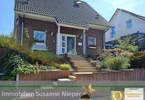 Haus zum Kaufen in Solingen 660.000 € 117.31 m²