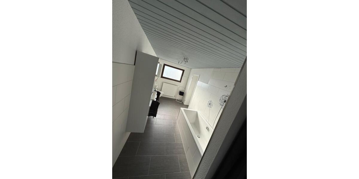 Einfamilienhaus Bochum Günnigfeld - 10 Zimmer, 242 m&sup2;, 650.000&euro; | Angebot:25255964