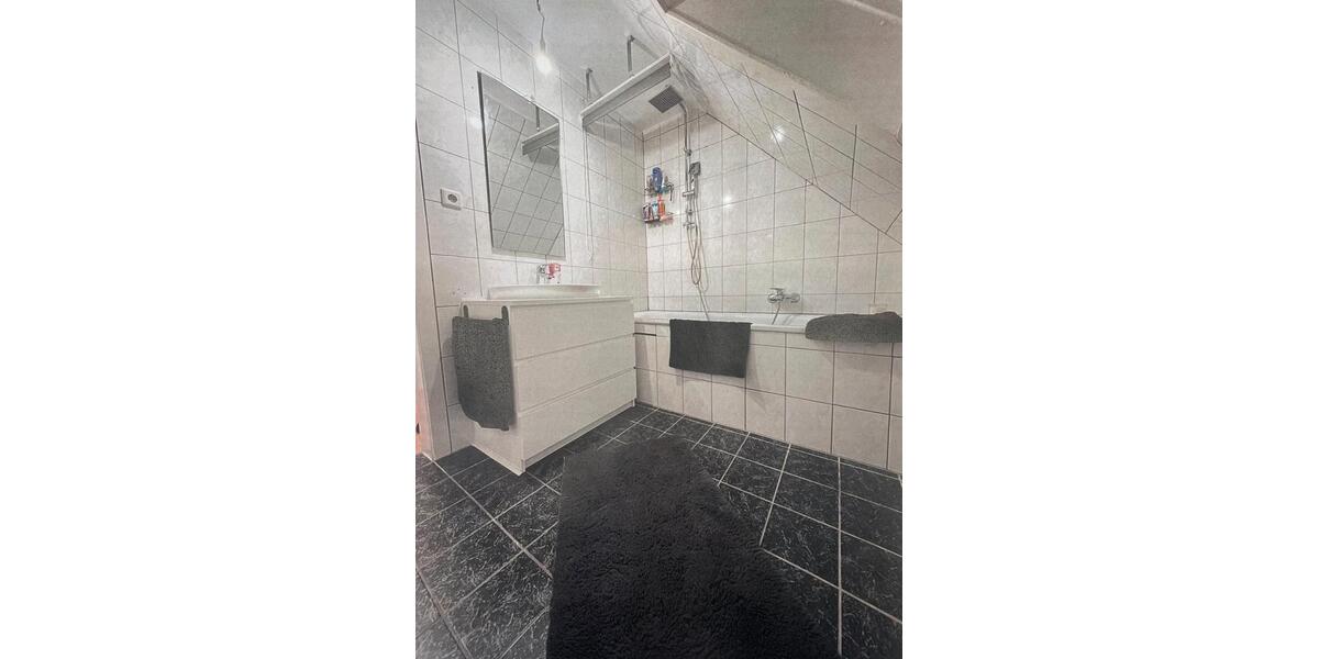 Dachgeschoßwohnung Hagen Hagen-Mitte - 2 Zimmer, 53 m&sup2;, 420&euro; | Angebot:27600508