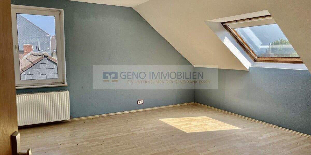 Mehrfamilienhaus, Wohnhaus Essen / Überruhr-Hinsel Überruhr-Hinsel - 9 Zimmer, 244 m&sup2;, 475.000&euro; | Angebot:25708871