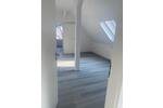 Dachgeschoßwohnung Ennepetal - 6 Zimmer, 130 m&sup2;, 1.200&euro; | Angebot:26409019