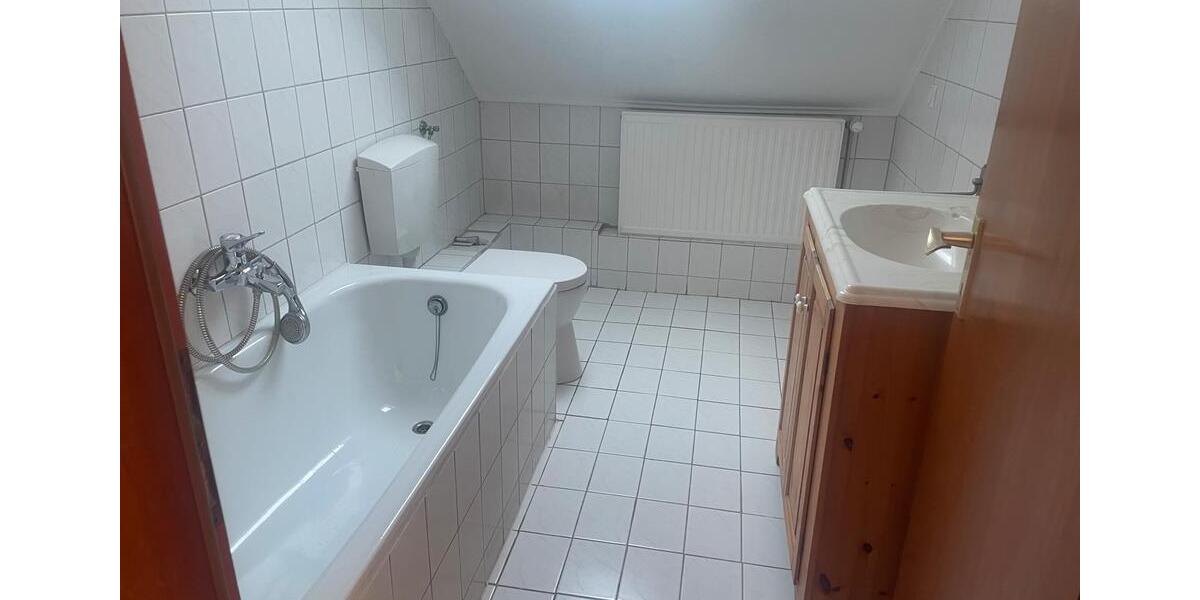 Etagenwohnung Bochum Bochum-Südwest - 3.5 Zimmer, 82 m&sup2;, 790&euro; | Angebot:25178873