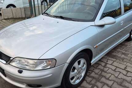 Opel Vectra 98.696 km 2.499 &euro; Bottrop 46242