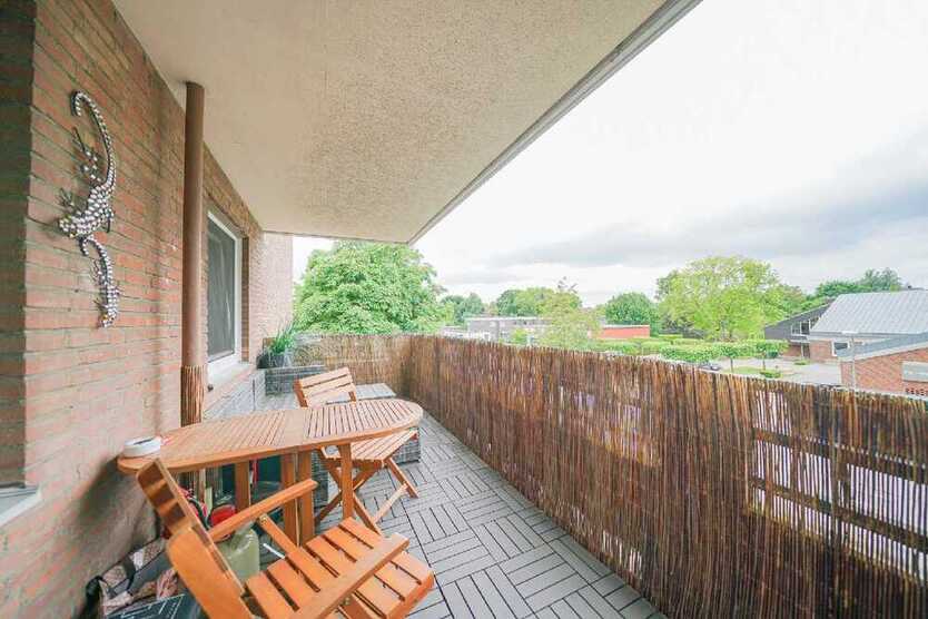 Moderne, großzügige Vier-Zimmer-Wohnung in schöner Lage von Ratingen-Ost