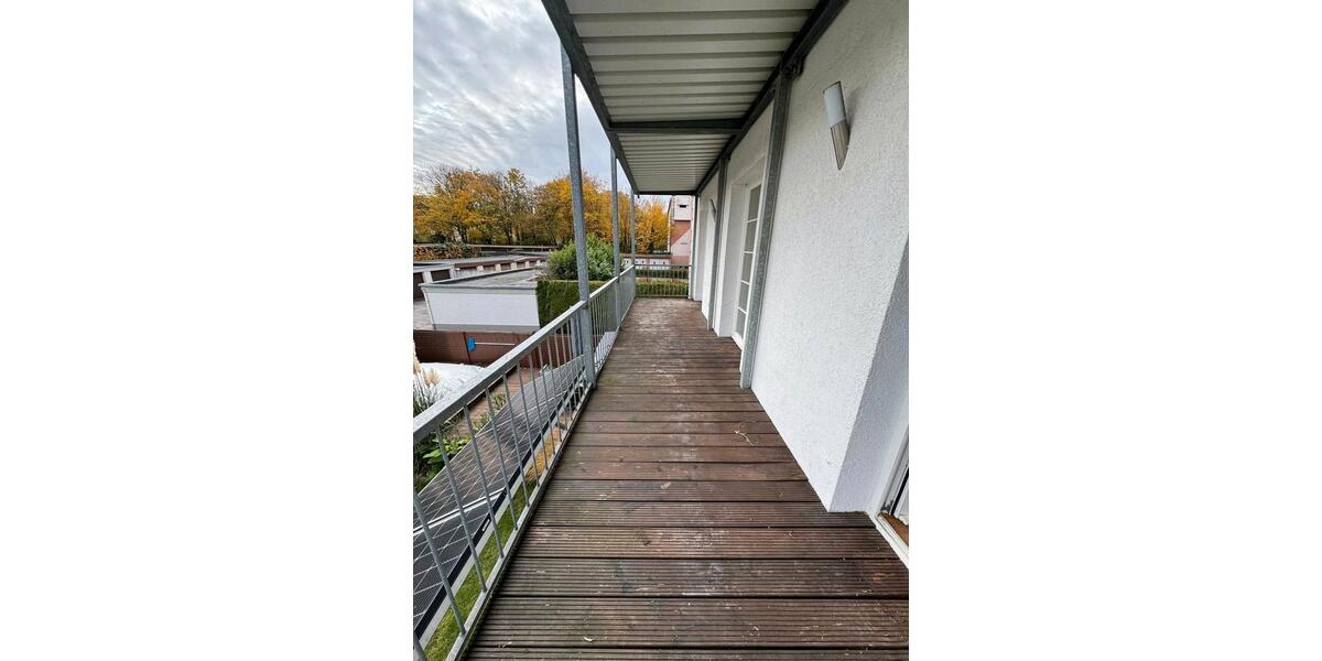 Etagenwohnung Gelsenkirchen Rotthausen - 3 Zimmer, 89 m&sup2;, 860&euro; | Angebot:25780019