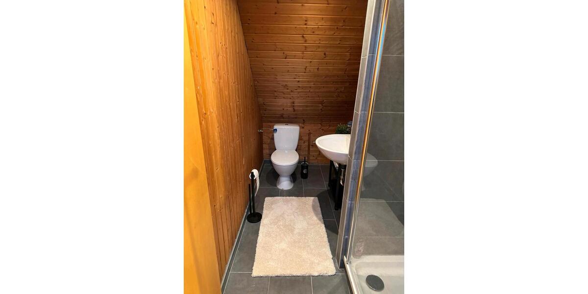 Dachgeschoßwohnung Bochum Eppendorf - 4 Zimmer, 80 m&sup2;, 173.000&euro; | Angebot:27532384