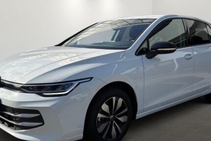 VW Golf 8.193 km 34.980 € Mülheim 45478