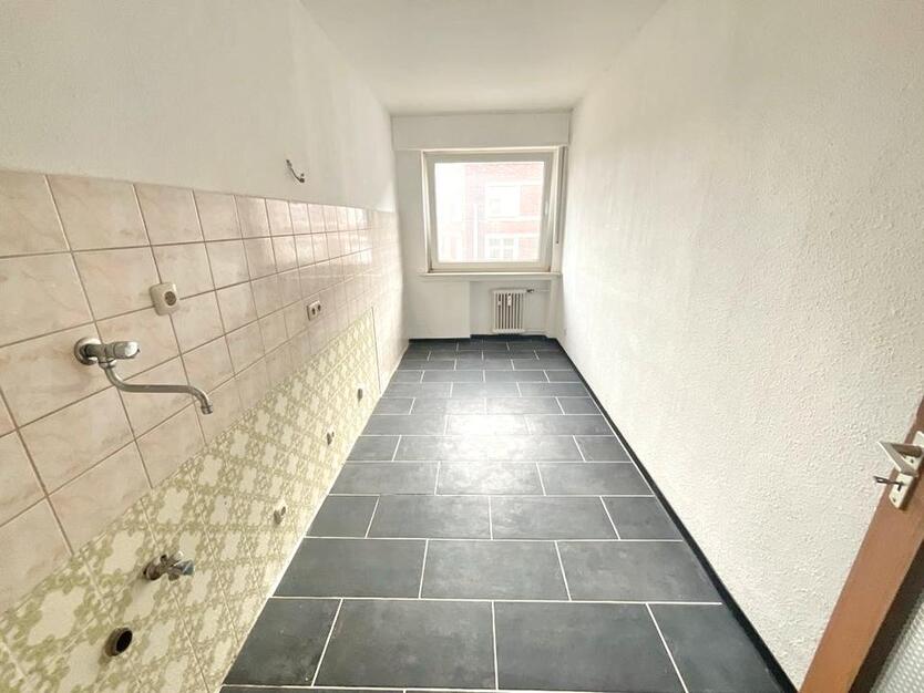 Große 3 Zimmerwohnung mit Balkon zimmer