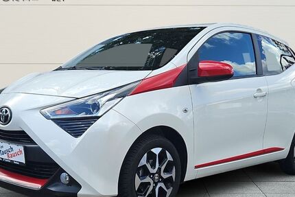 Toyota Aygo (X) 59.464 km 9.880 &euro; Bochum 44809