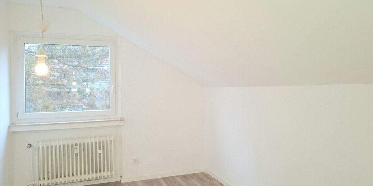 Renovierte Wohnung mit Südloggia! 3 zimmer
