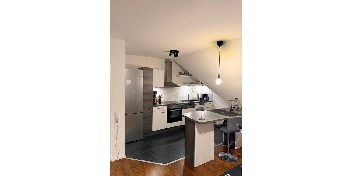 Dachgeschoßwohnung Oberhausen Biefang - 3.5 Zimmer, 74 m&sup2;, 550&euro; | Angebot:24535137