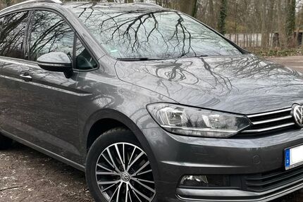 VW Touran 195.000 km 15.800 &euro; Oberhausen 46119