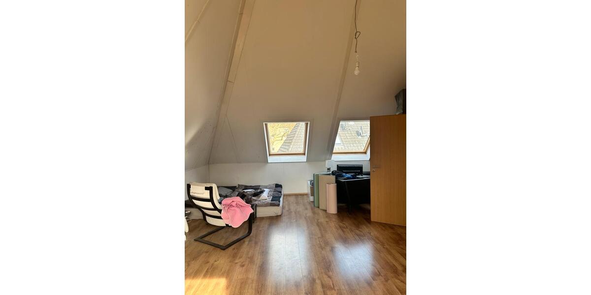 Doppelhaushälfte Gelsenkirchen Rotthausen - 5 Zimmer, 122 m&sup2;, 1.690&euro; | Angebot:25961566