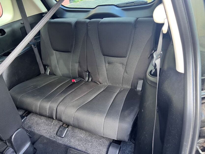Mazda 5 22.362 km 7.000 € Duisburg 47226