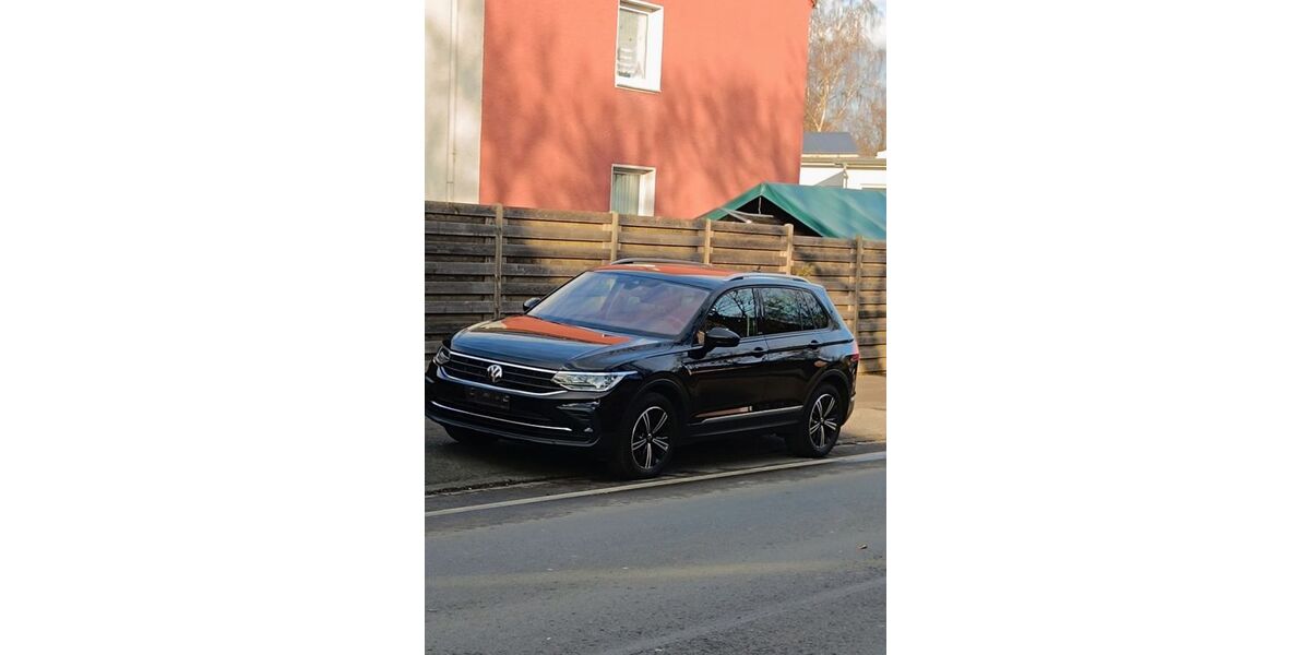 VW Tiguan 77.500 km 20.500 &euro; Dortmund 44369