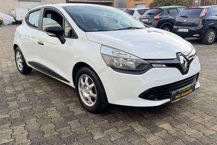 Renault Clio 86.571 km 4.950 &euro; Gelsenkirchen 45881