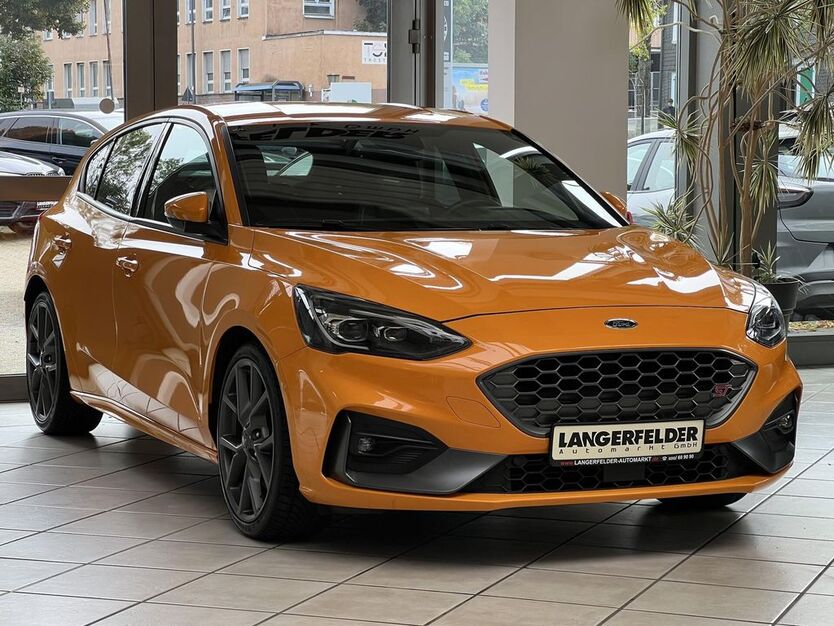 Ford Focus 53.521 km 25.999 € Wuppertal 42389