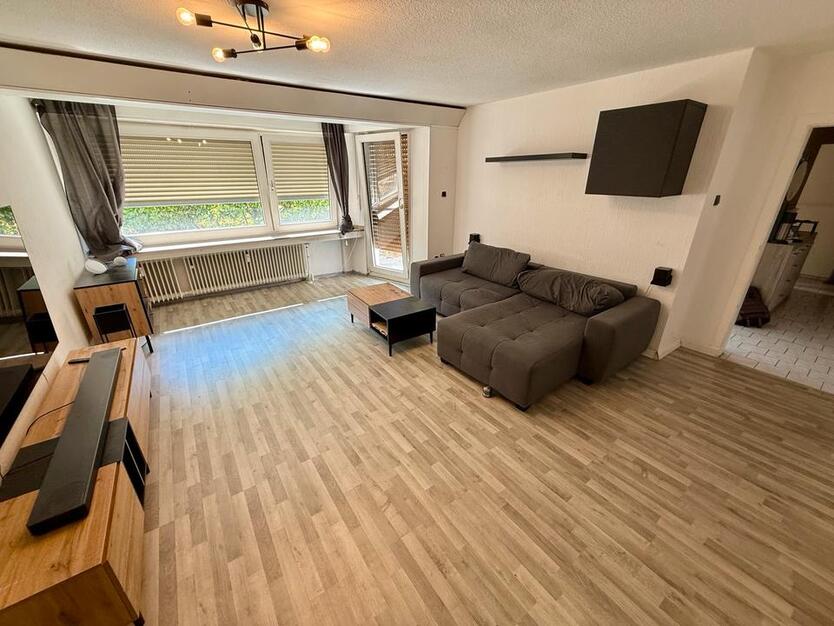 Familienfreundliches Wohnen: Haus mit Garten, Terrasse und Balkon