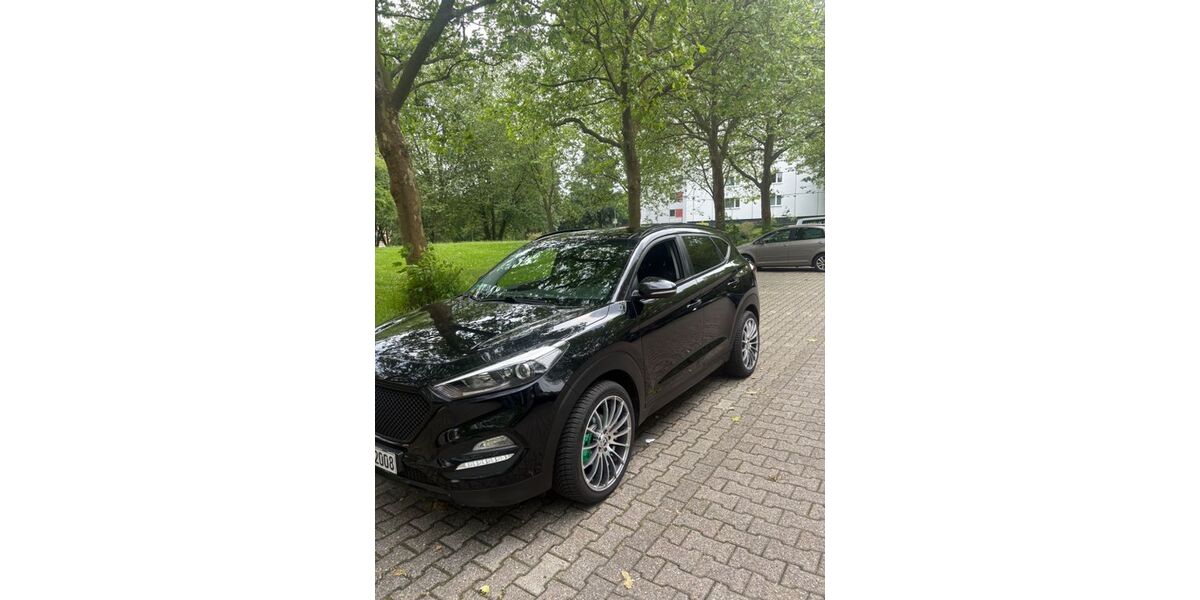 Hyundai TUCSON 83.000 km 15.500 &euro; Hagen 58099