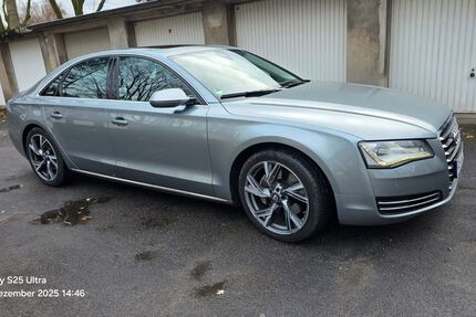 Audi A8 182.000 km 13.500 &euro; Datteln 45711