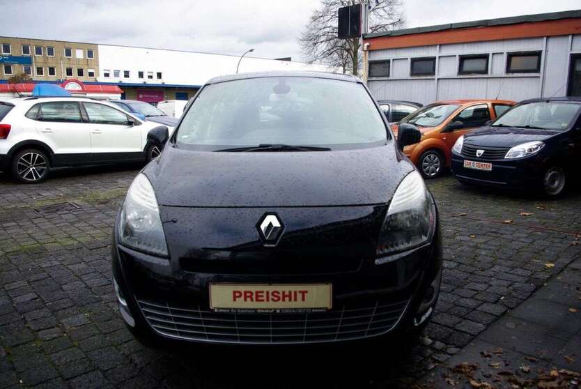 Renault Scenic 118.000 km 2.800 € Bottrop 46242