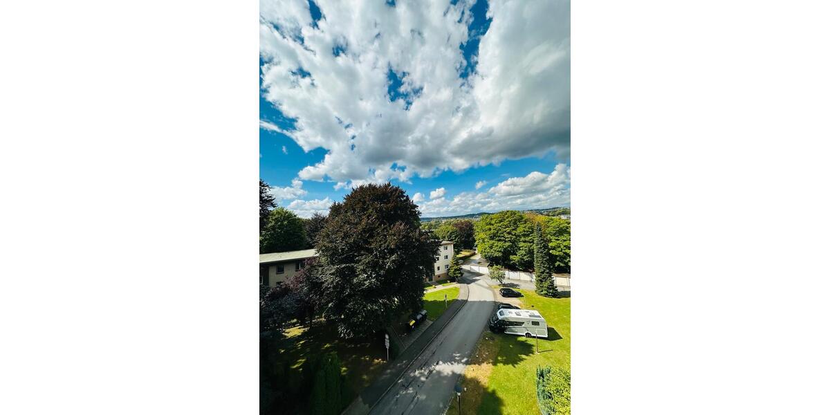 Bezahlbar mit einem Aublick der sich sehen lässt! 2 zimmer