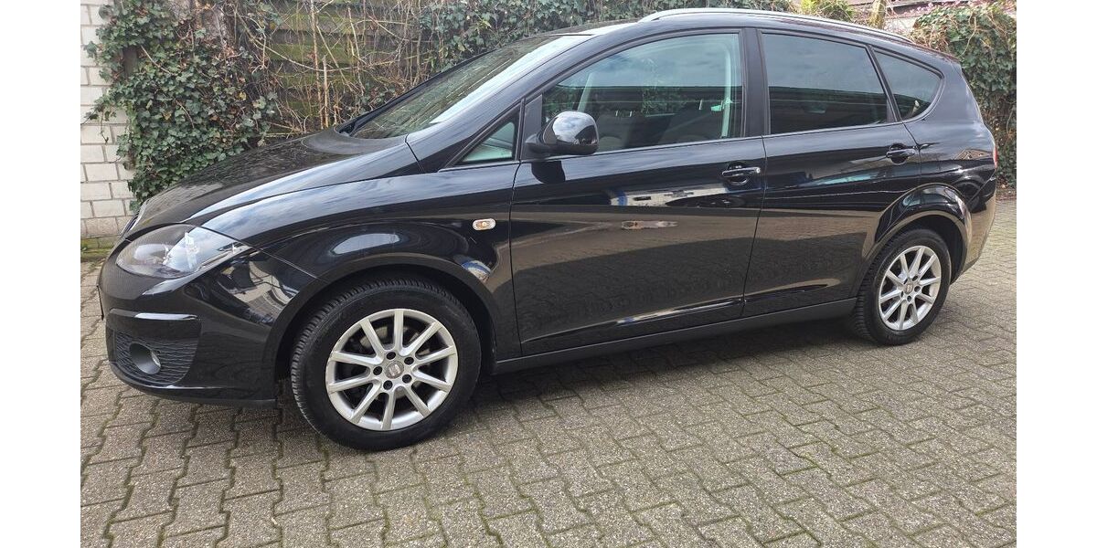 Seat Altea 130.923 km 8.490 &euro; Oberhausen 46149