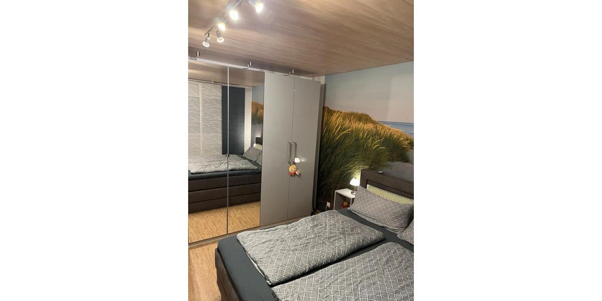 Privatverkauf, möblierte Eigentumswohnung mit herrlichen Ausblick 2.5 zimmer