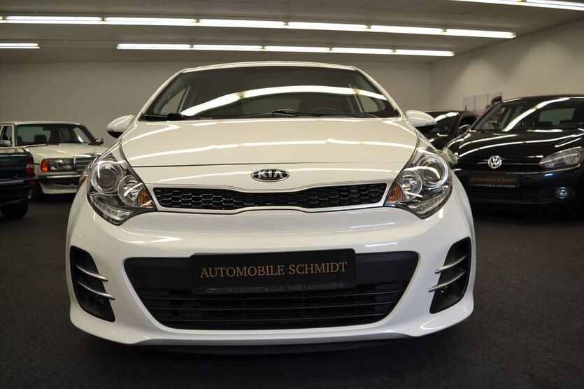 Kia Rio 100.000 km 7.995 € Mülheim-Speldorf 45478