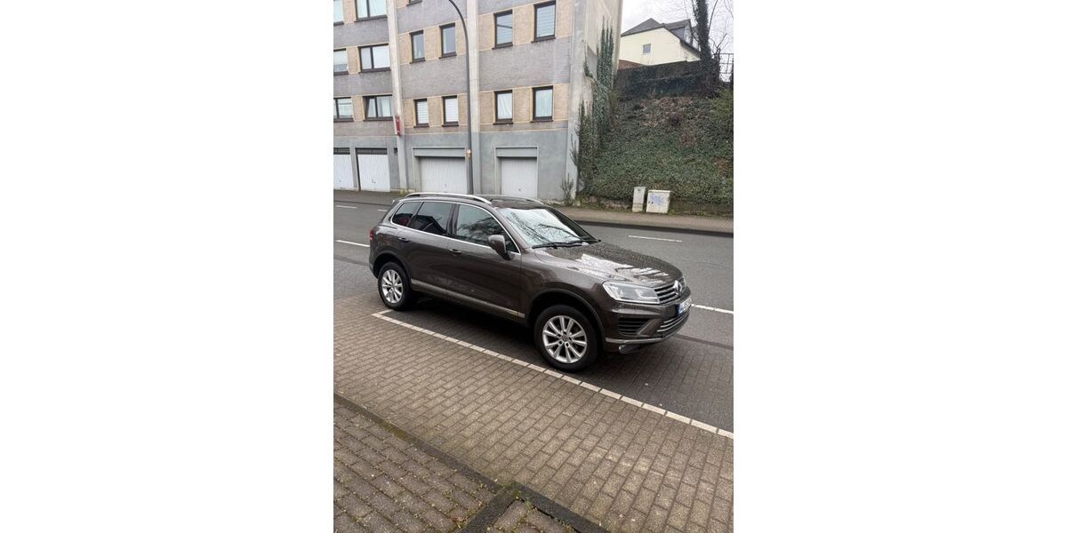 VW Touareg 171.300 km 18.599 &euro; Wuppertal 42369