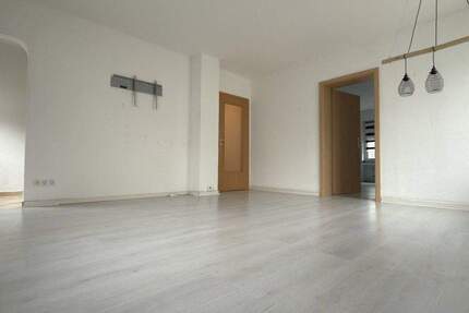 Wohnung Oberhausen Sterkrade-Mitte - 3 Zimmer, 83 m&sup2;, 595&euro; | Angebot:25156620