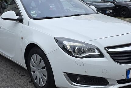 Opel Insignia 145.400 km 8.499 &euro; Herne 44629