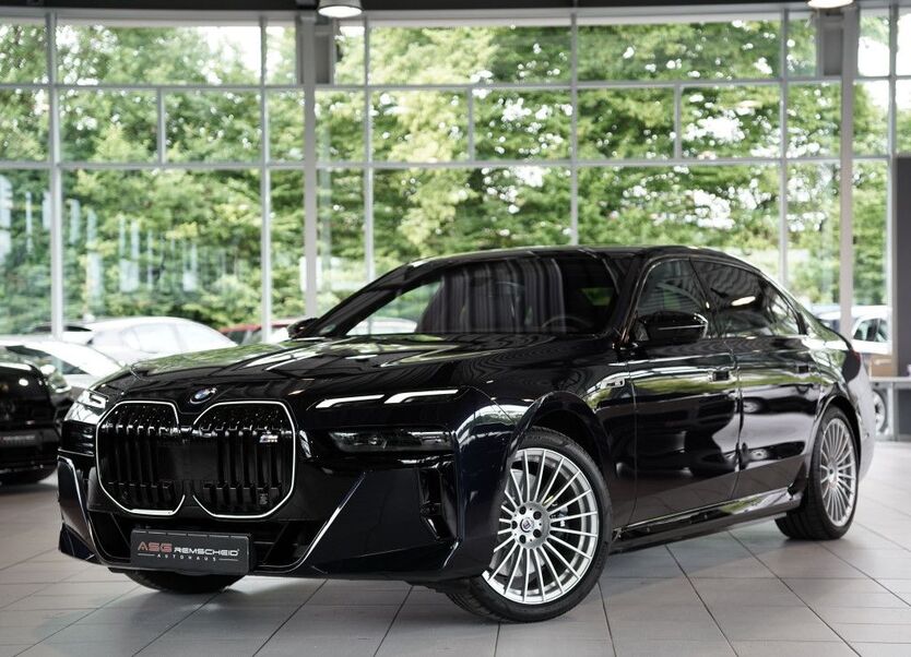 BMW i7 5.900 km 189.900 € Remscheid/NRW 42855
