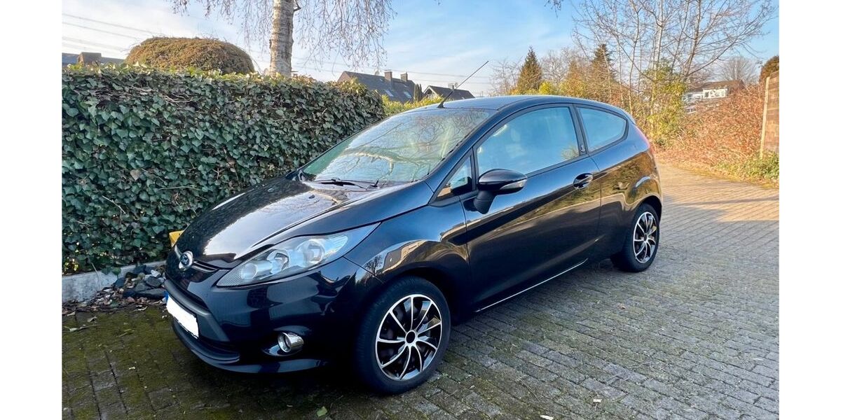 Ford Fiesta 128.489 km 3.950 &euro; Mülheim an der Ruhr 45481