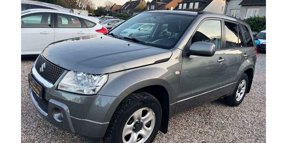 Suzuki Grand Vitara 180.000 km 5.499 &euro; Essen 45355