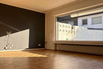 Wohnung Mülheim an der Ruhr Heißen - 2 Zimmer, 110 m&sup2;, 1.100&euro; | Angebot:27643833