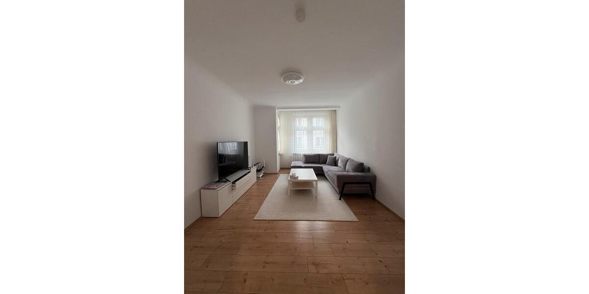 3 Zimmer Wohnung im gepflegten Haus zu vermieten 3 zimmer