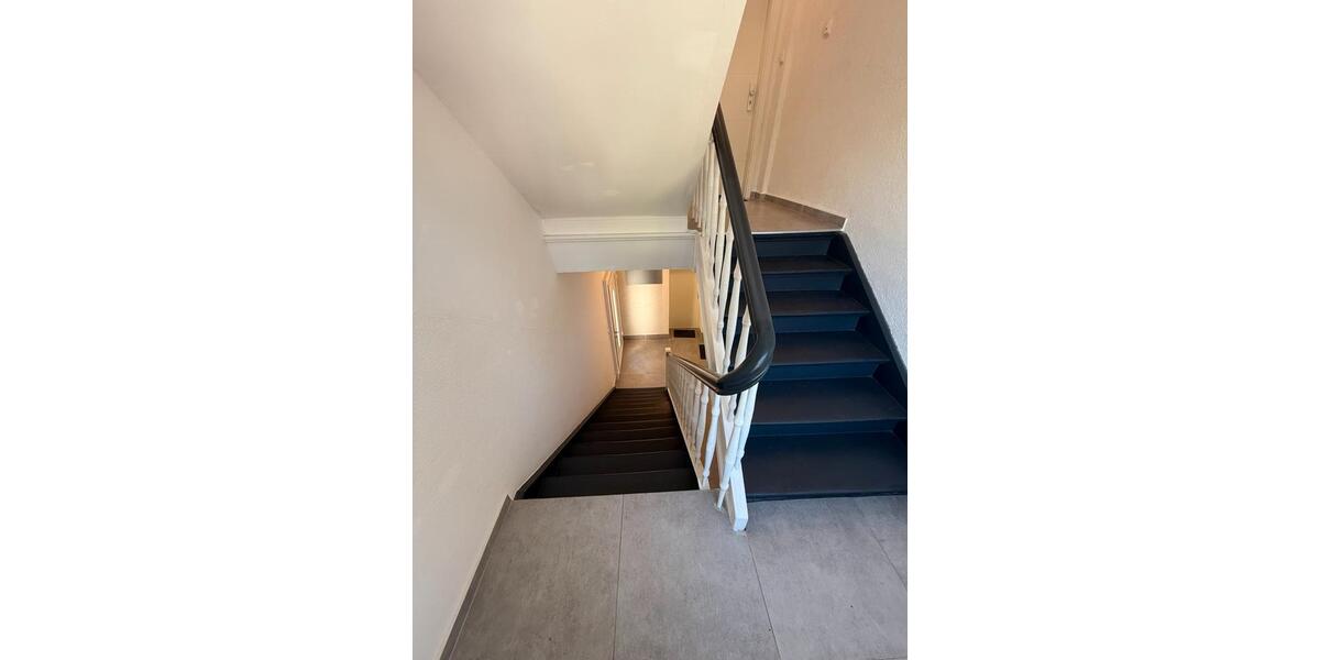 Erstbezug: 3-Zi-DG-Whg | ca. 80 qm | möbliert 3 zimmer