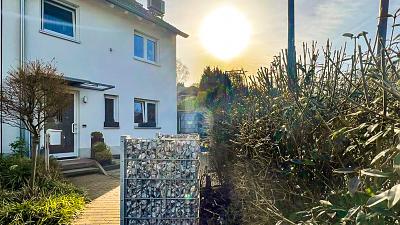 ENERGIE-A : PV, WALLBOX & GARTEN IN HATTINGEN - Haus Hattingen Blankenstein | Angebot:25879754