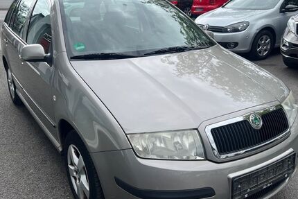 Skoda Fabia 212.000 km 1.999 € Recklinghausen 45663