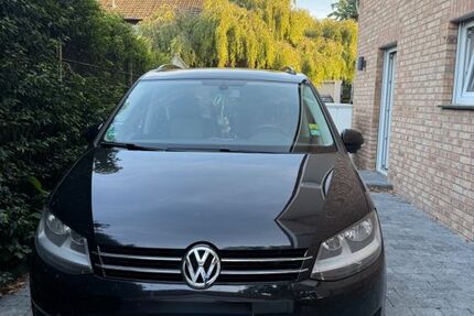 VW Sharan 245.946 km 8.890 € Lünen 44534